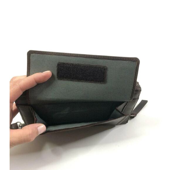 Spikes & Sparrow Wristlet Zip Wallet Dark Brown Leather Aspen RFID Protected - Picture 10 of 13